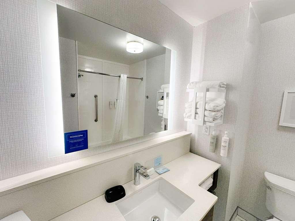 Hampton Inn Norfolk Exterior foto