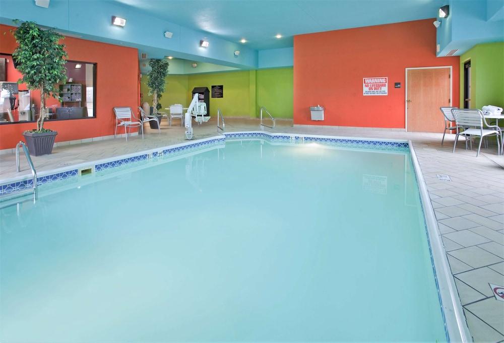 Hampton Inn Norfolk Exterior foto